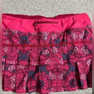 Women’s Lululemon Skirt
